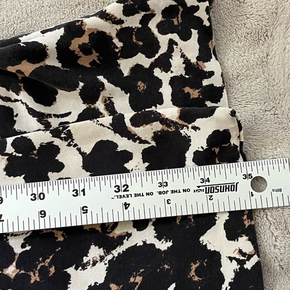 Diane Von Furstenburg 100% Silk Black Tan Cream Floral Wrap Dress Iconic 70’s - Picture 16 of 16